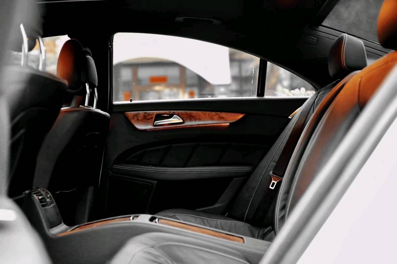 广州19年奔驰CLS4