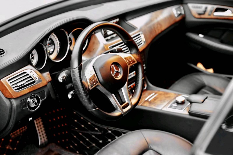 广州19年奔驰CLS7