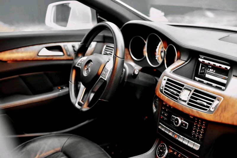 广州19年奔驰CLS8