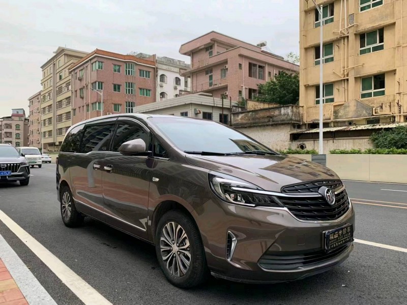 广州21年别克GL82