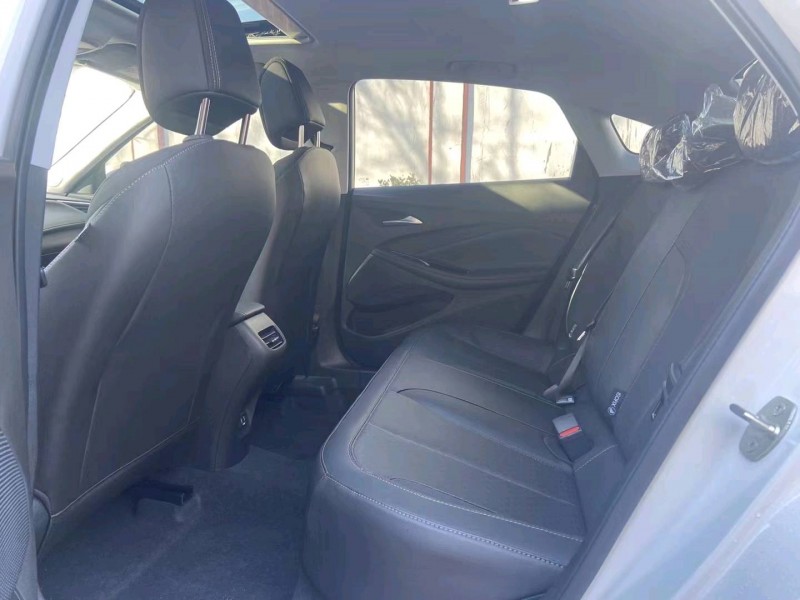 青岛23年别克威朗4