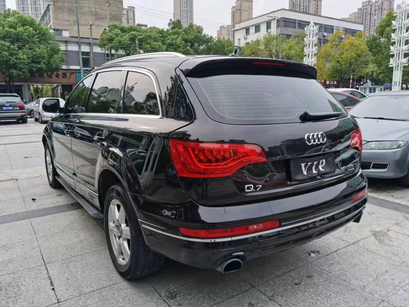 常州13年奥迪Q77