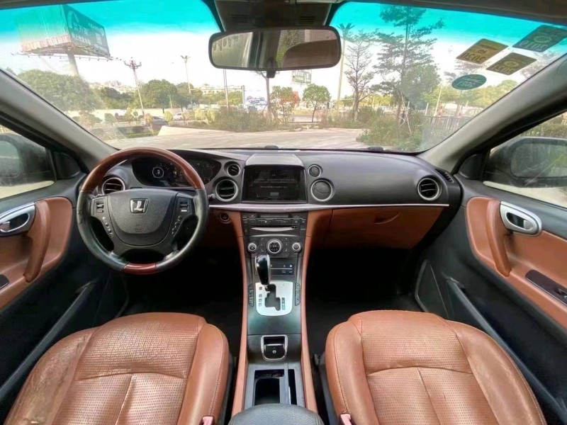 珠海13年纳智捷大7 MPV2