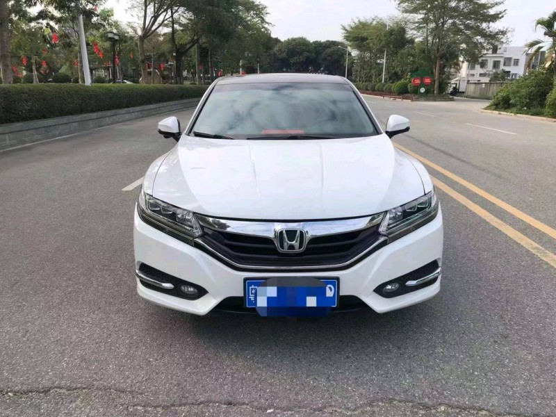 珠海18年本田思铂睿1