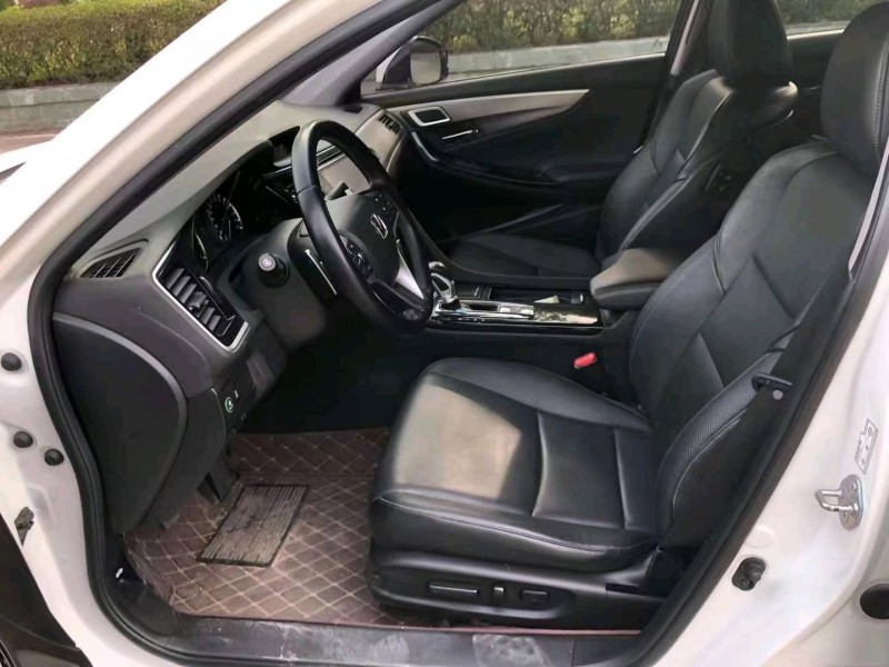 珠海18年本田思铂睿4