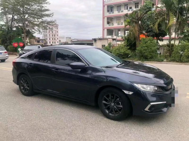 珠海19年本田思域7