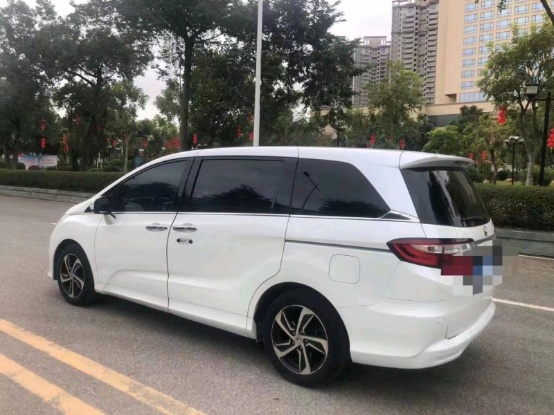 珠海15年本田奥德赛4