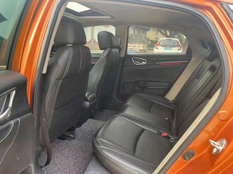 珠海16年本田思域9