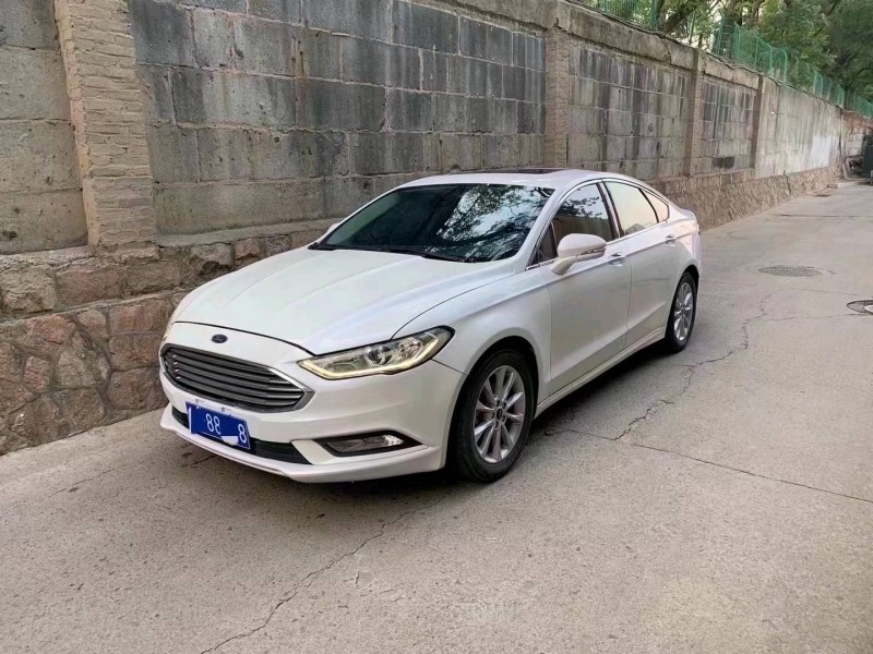 青岛17年福特蒙迪欧2