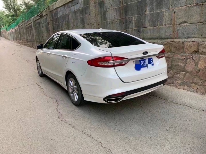 青岛17年福特蒙迪欧8