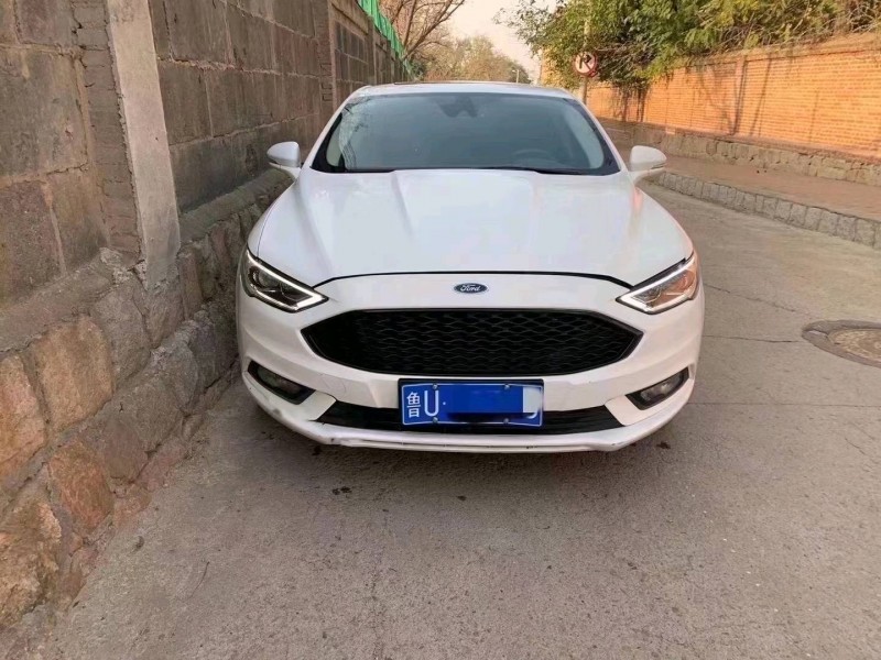 青岛18年福特蒙迪欧1