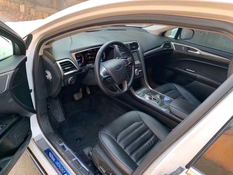 青岛18年福特蒙迪欧8