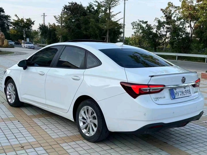 珠海21年别克威朗1