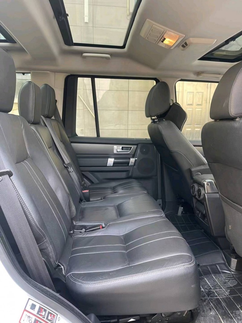 唐山16年路虎发现5