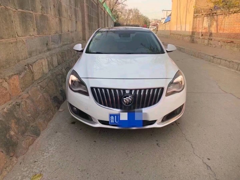 青岛15年别克君威1