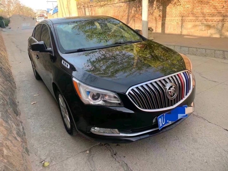 青岛15年别克君越3