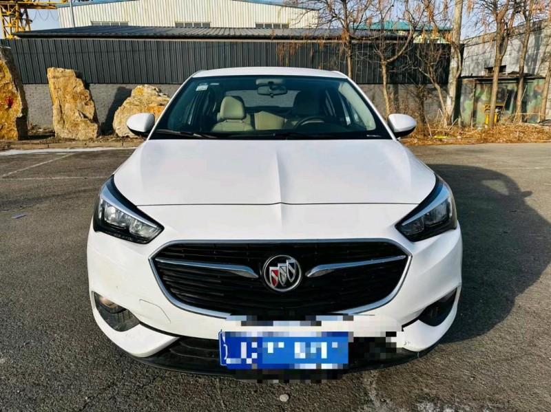 沈阳21年别克凯越1