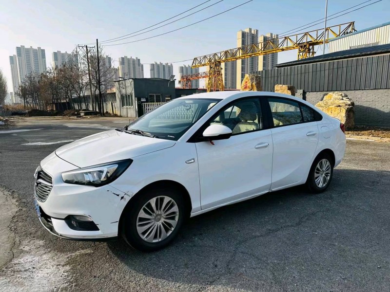 沈阳21年别克凯越2