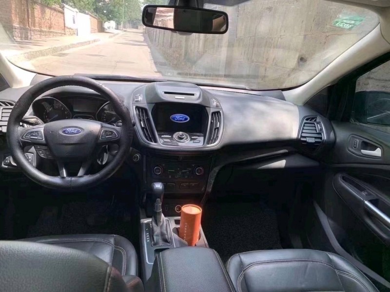 青岛17年福特翼虎3