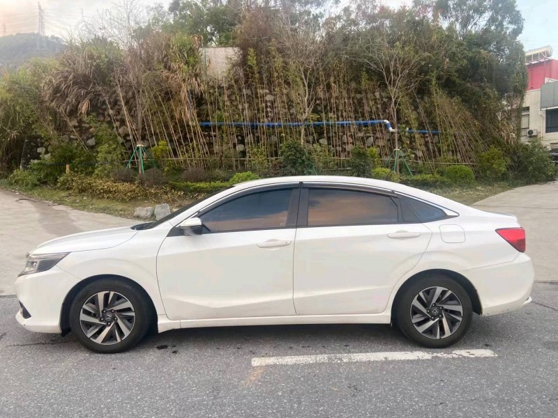 广州19年本田凌派4