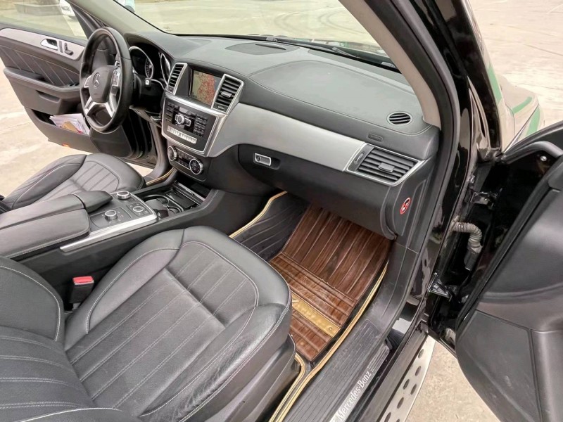 北京16年奔驰GL6