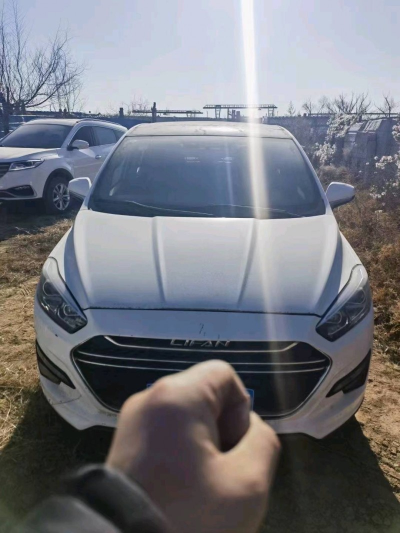 保定18年力帆汽车轩朗1