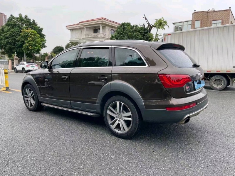 广州15年奥迪Q77