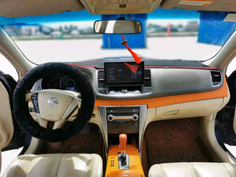 北京12年日产天籁4