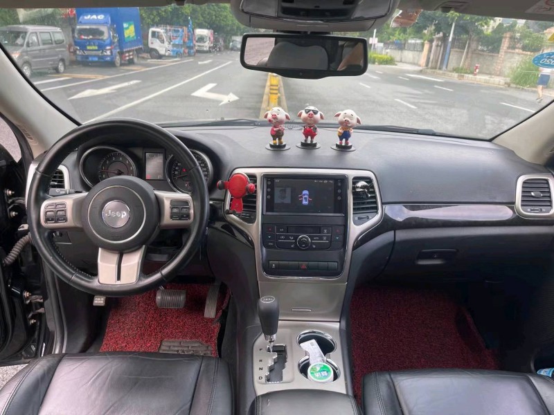 广州13年Jeep大切诺基5