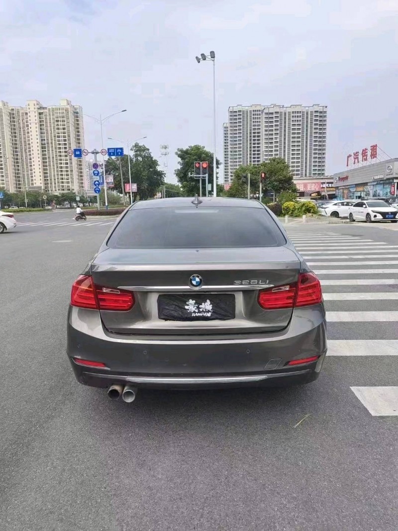梧州15年宝马3系8