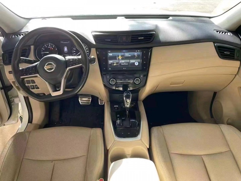 北京19年日产奇骏5