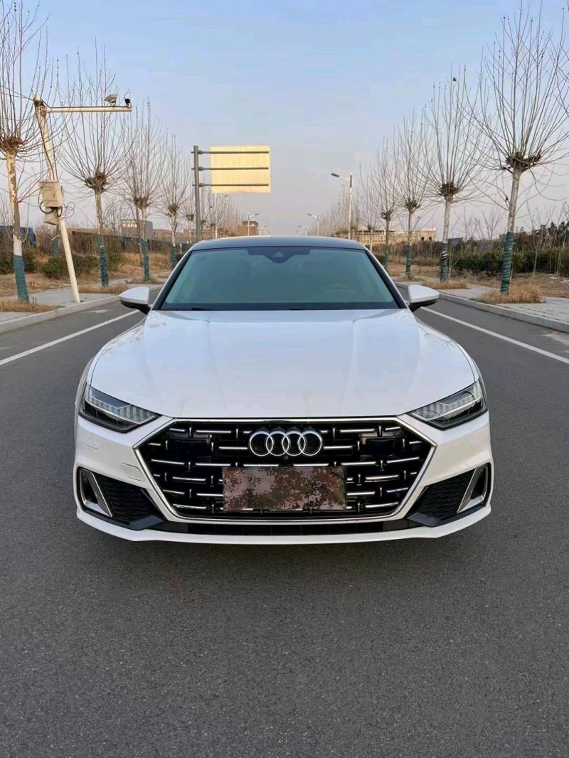 徐州22年奥迪A7L1