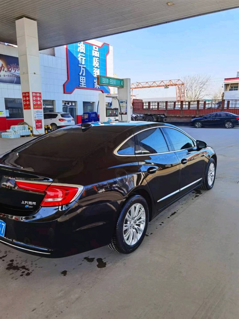 保定18年别克君越3