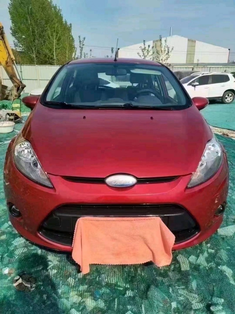 临沂12年福特嘉年华1