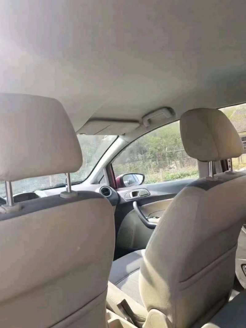 临沂12年福特嘉年华5