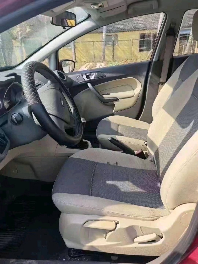 临沂12年福特嘉年华6