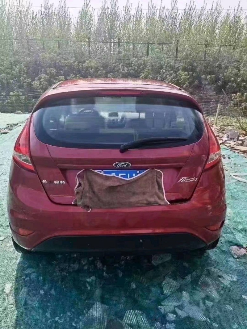 临沂12年福特嘉年华9