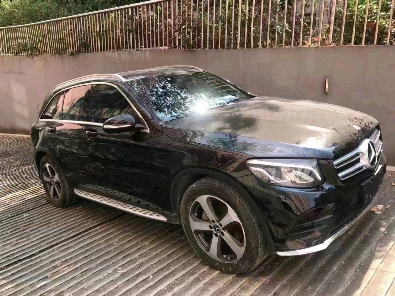 嘉兴17年奔驰GLC3