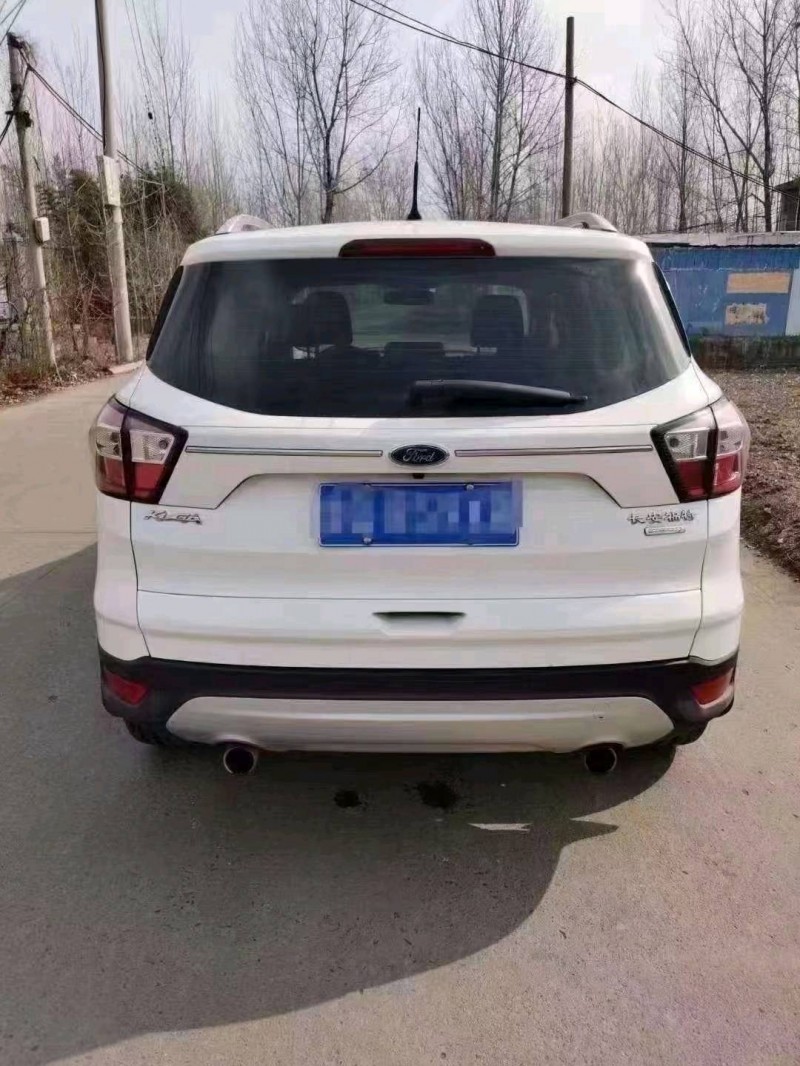 临沂17年福特翼虎1