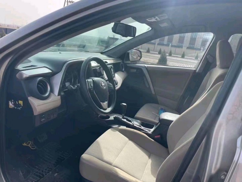 邢台15年丰田RAV4荣放3