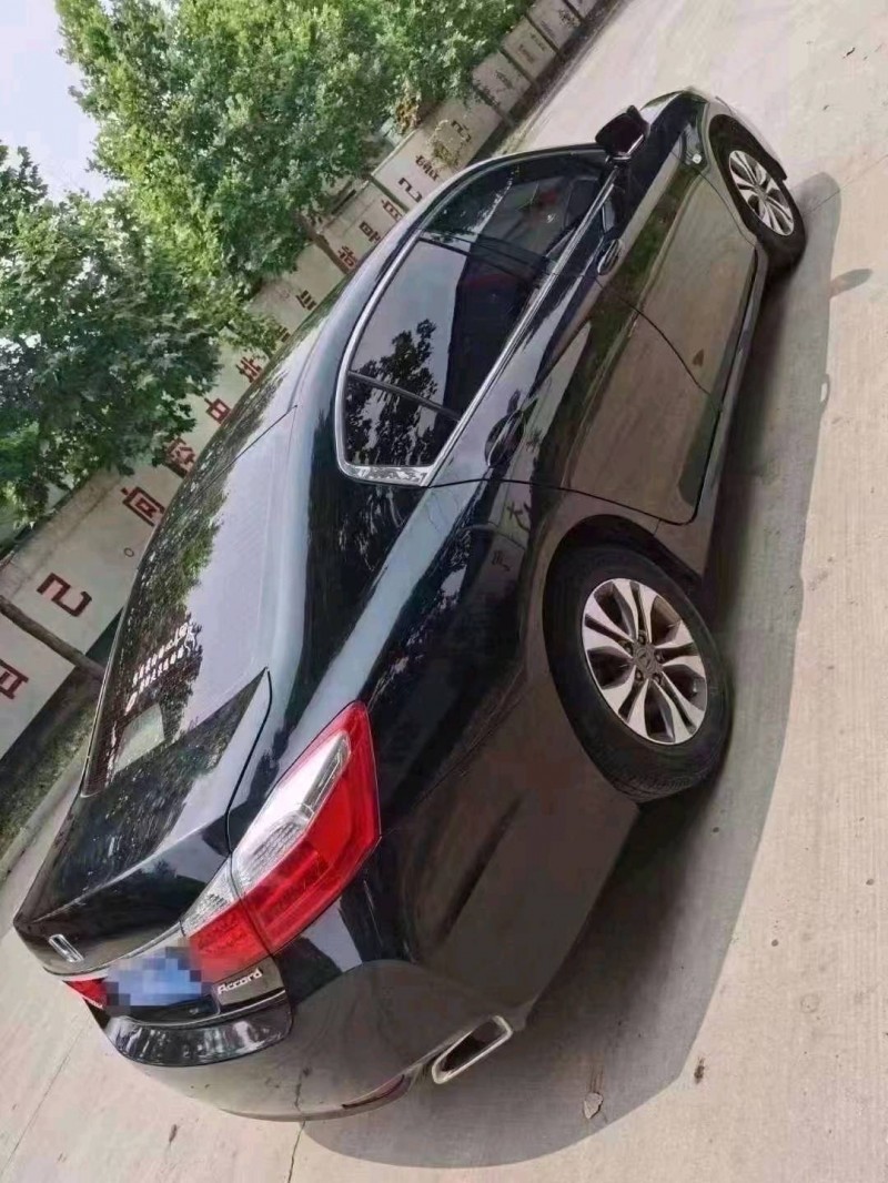 临沂14年本田雅阁2