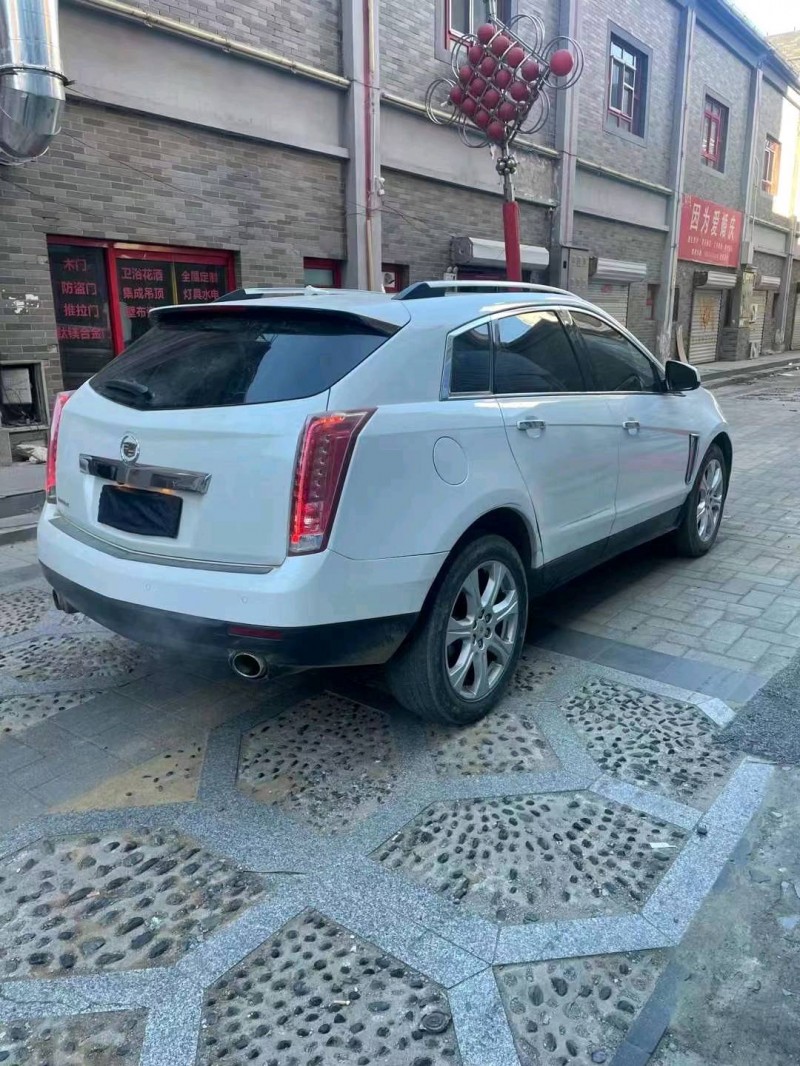 邯郸15年凯迪拉克SRX7