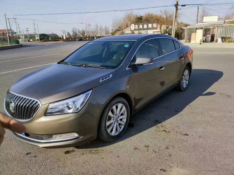 枣庄16年别克君越3