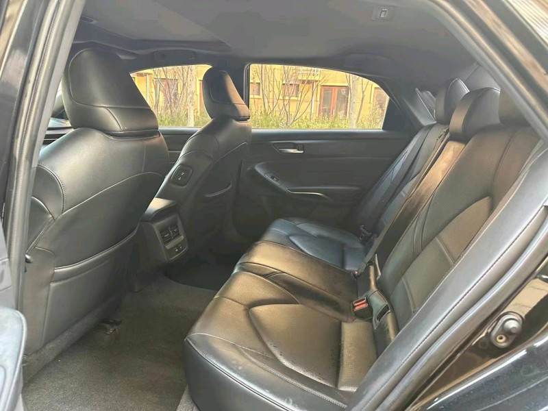 邯郸20年丰田亚洲龙3