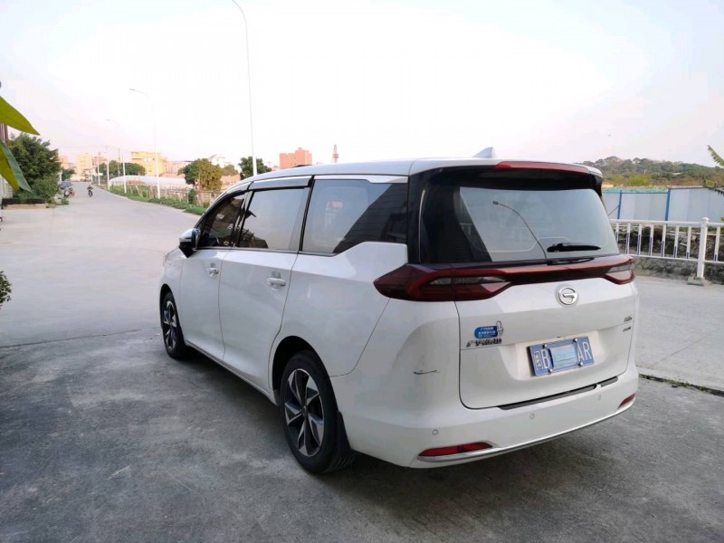 邯郸21年传祺M64