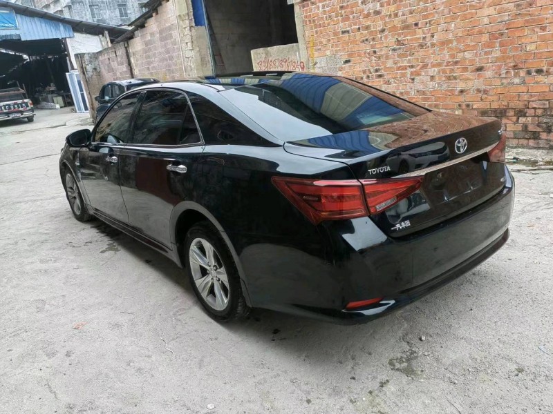 邯郸17年丰田皇冠4