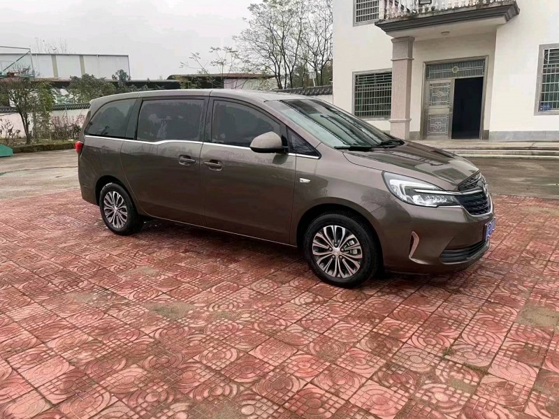宜春21年别克GL87