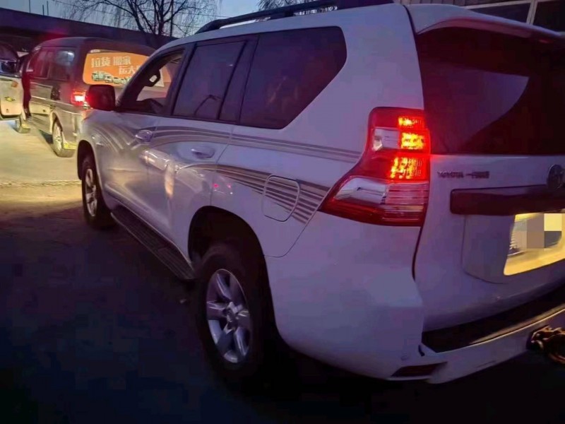 邯郸15年丰田普拉多4