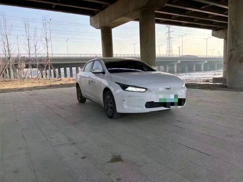 济南22年吉利几何1