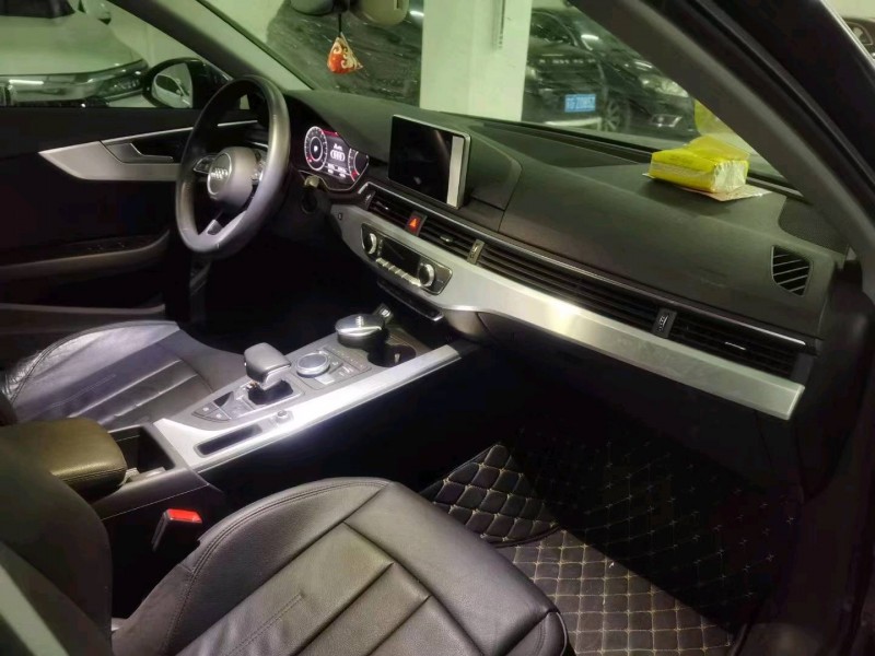 济南18年奥迪A4L3